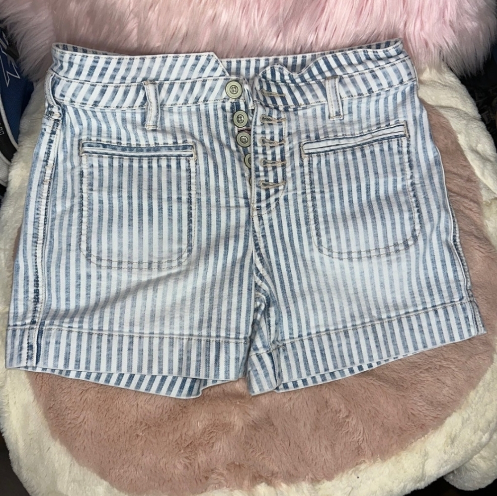 Anthropologie shorts size 26